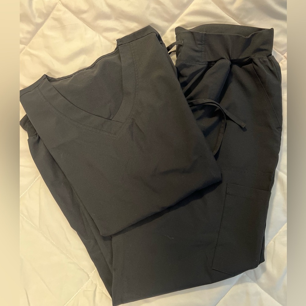 Black Jogger Scrub Set